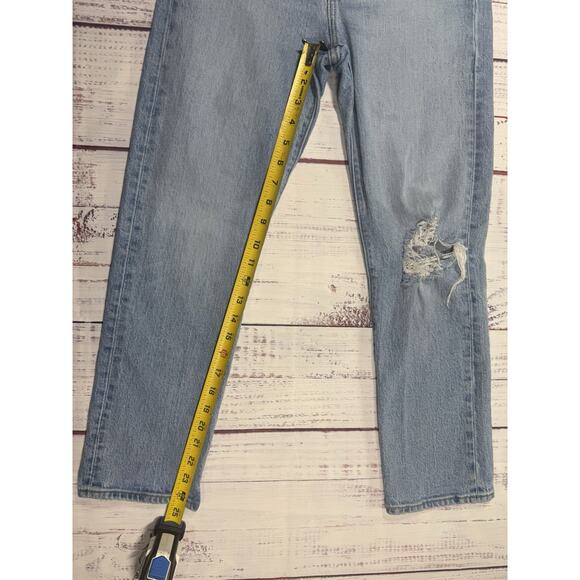 Levis Premium Ribcage Straight Jean Women’s 26 Light Denim Button Fly Distressed - Picture 10 of 10